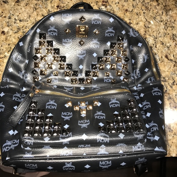 MCM back pack - Picture 2 of 4